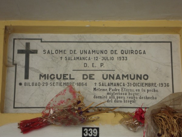 010.-216-nicho sepultura cementerio de salam